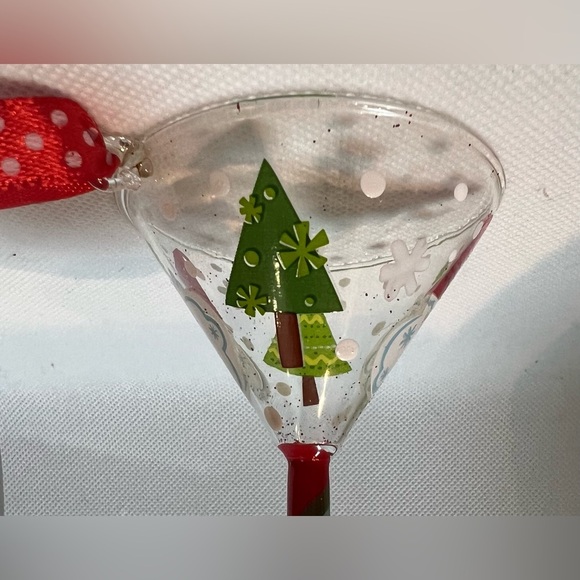 Lolita | Tipsy mini-tini martini glass ornament - Picture 6 of 12